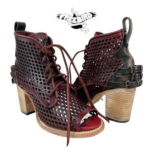 Freebird Women 8 Benni Wine Lace Up Peep Toe Block Heel Leather Sandals‎